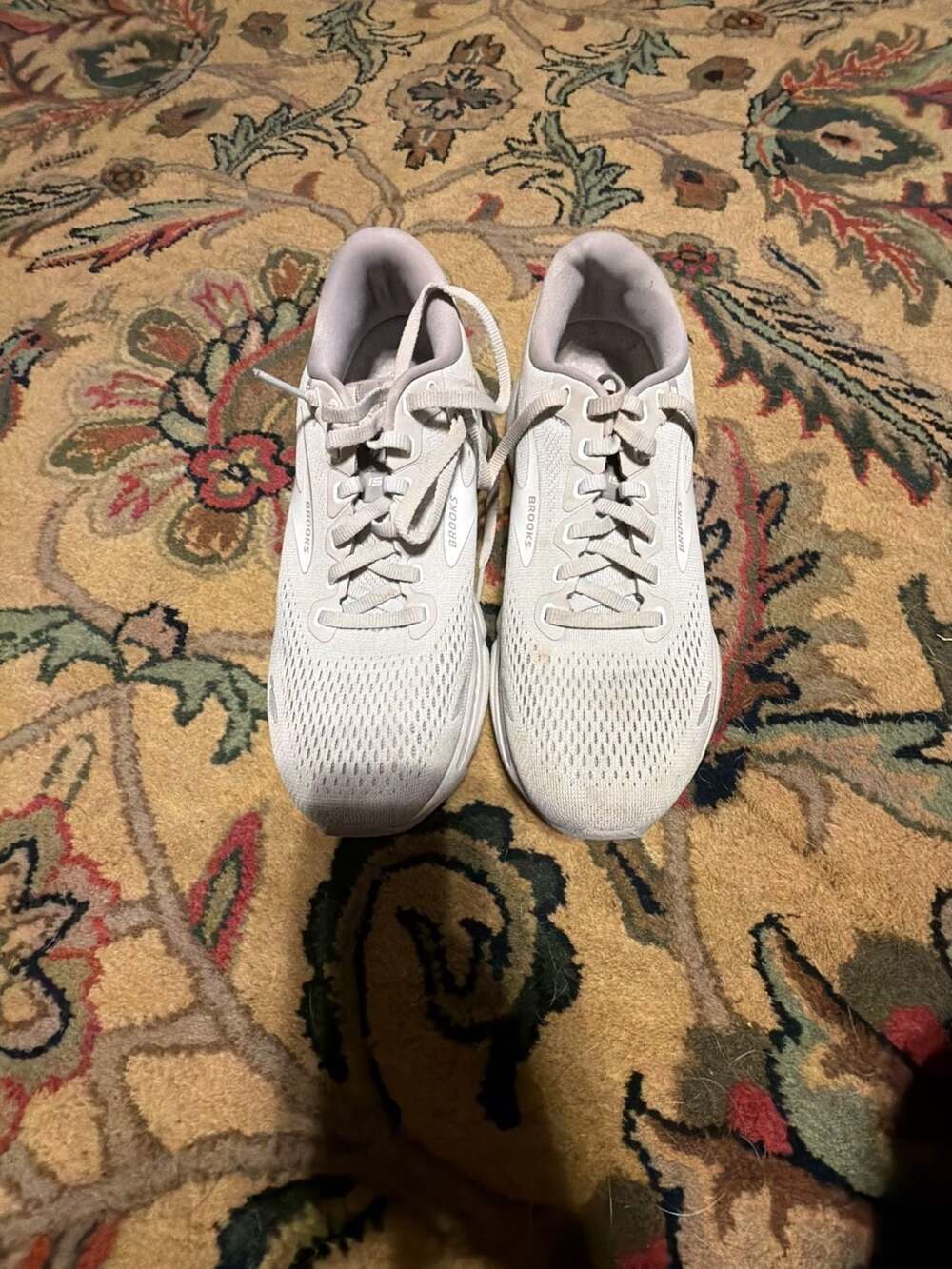 Brooks Ghost 15 Running Shoes Size 9 Grey White